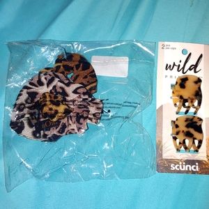 Noir leopard scrunchies and scunci mini leopard claw clips